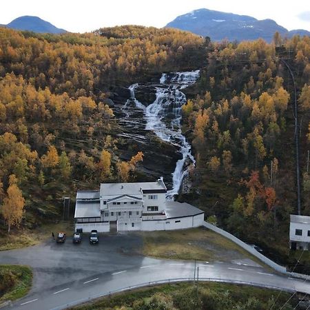 Storfossen Hostel Gratangen Exterior foto