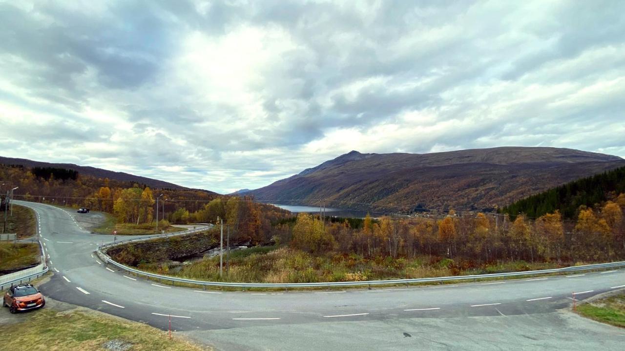 Storfossen Hostel Gratangen Exterior foto